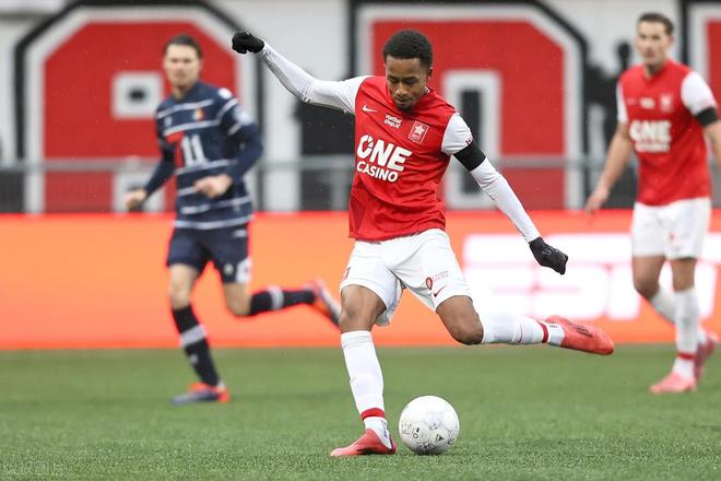 转会不仅涉 转会不仅涉