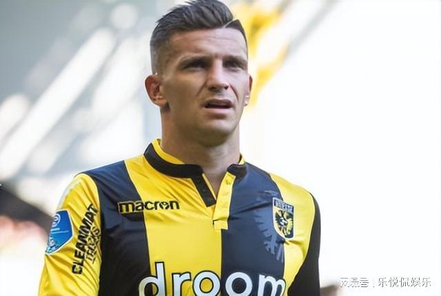 从本土赛场 从本土赛场