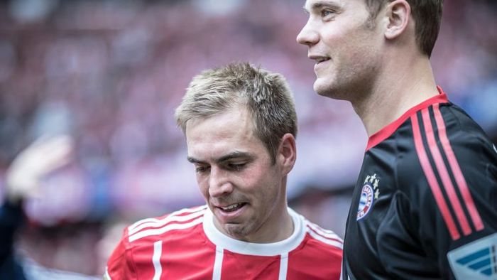 队背后都离 队背后都离